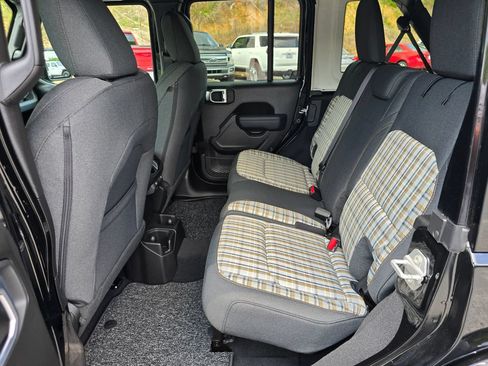 New 2026 Jeep Wrangler Unlimited Sport AWD/4WD image 11