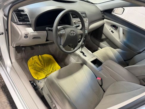 Used 2007 Toyota Camry XLE FWD image 23