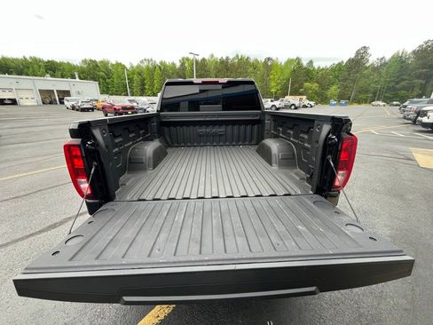 Used 2026 GMC Sierra 1500 Elevation w/ Elevation Premium Package AWD/4WD image 12