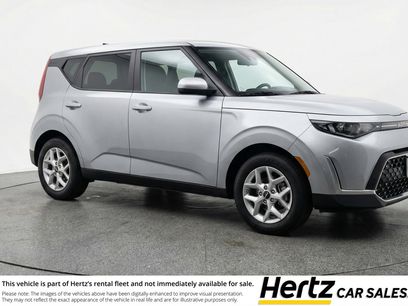Used 2025 Kia Soul LX w/ LX Technology Package
