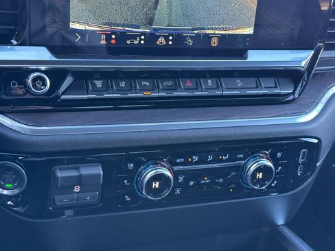 New 2026 GMC Sierra 2500 SLT w/ SLT Premium Package image 23