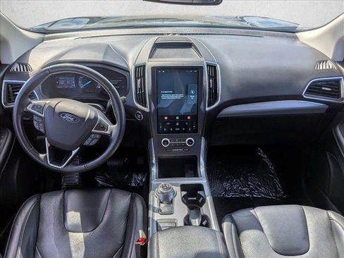 Used 2022 Ford Edge Titanium AWD/4WD image 19