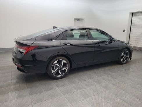 Used 2023 Hyundai Elantra Limited image 10