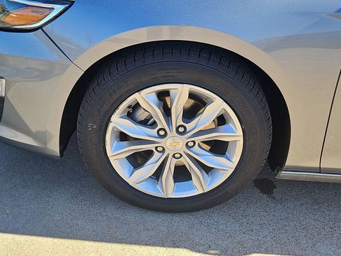 Used 2024 Chevrolet Malibu LT image 14