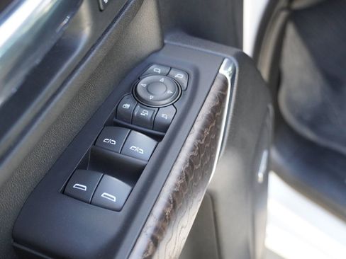 Used 2023 GMC Sierra 2500 Denali w/ Denali Ultimate Package image 28