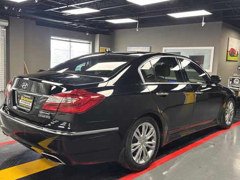 Used 2014 Hyundai Genesis 3.8 image 6