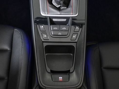 Certified 2023 Porsche 911 Carrera GTS RWD image 32