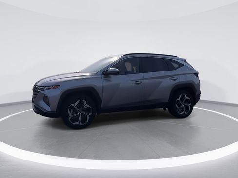 Used 2022 Hyundai Tucson SEL w/ Convenience + Premium Package image 3