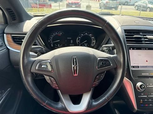 Used 2019 Lincoln MKC Reserve w/ MKC Climate Package AWD/4WD image 18