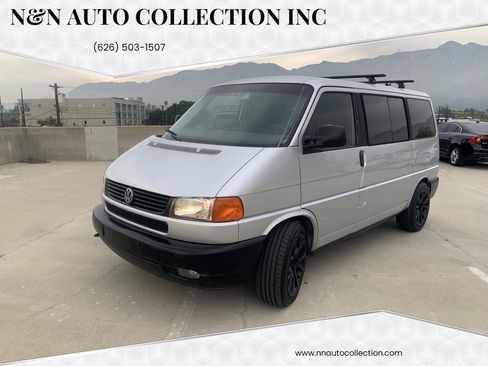 Used 2003 Volkswagen Eurovan MV FWD image 1
