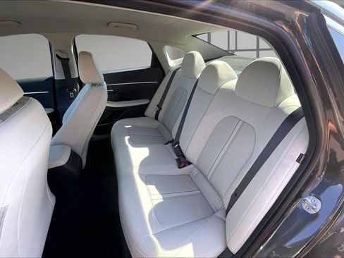 Certified 2025 Hyundai Sonata SE FWD image 22