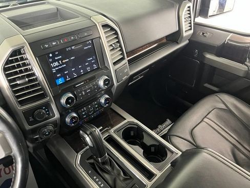 Used 2017 Ford F150 Platinum w/ Equipment Group 701A Luxury AWD/4WD image 35