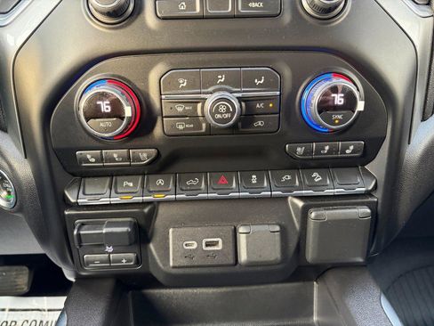 Used 2021 Chevrolet Silverado 1500 LTZ image 15