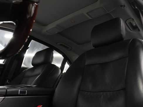 Used 2013 Mercedes-Benz S 550 4MATIC image 9