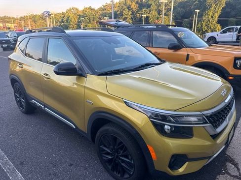 Used 2022 Kia Seltos Nightfall Edition AWD/4WD image 2