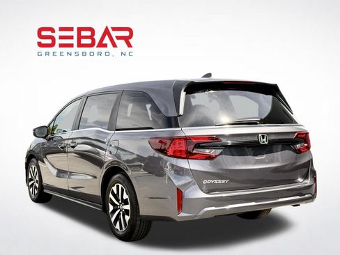Used 2025 Honda Odyssey EX-L image 10
