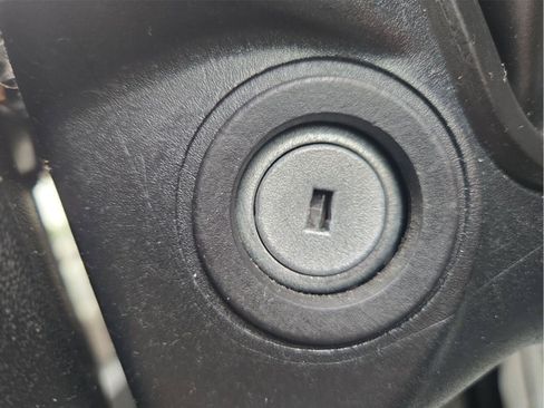 Used 2015 Ford F150 XL w/ Equipment Group 101A Mid RWD image 21