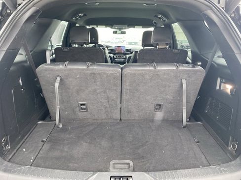 Used 2022 Ford Explorer ST w/ ST Street Pack image 18