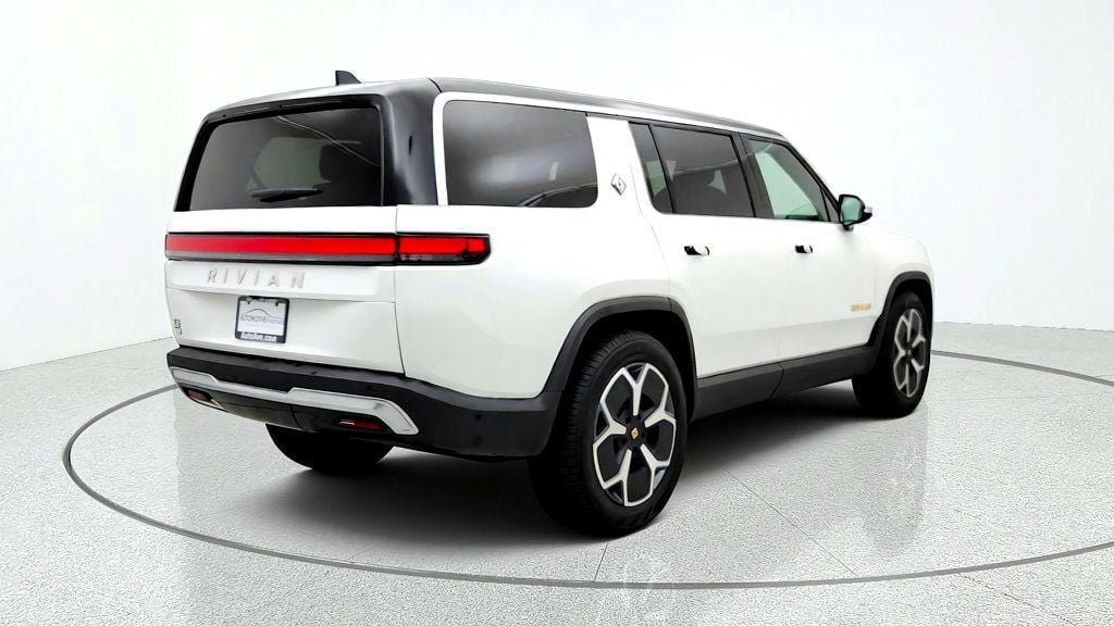 Used 2024 Rivian R1S Adventure Quad AWD/4WD image 5