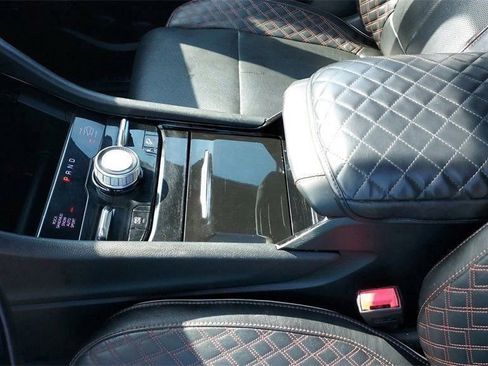 Used 2023 Jeep Grand Cherokee L Summit w/ High Altitude Package image 18