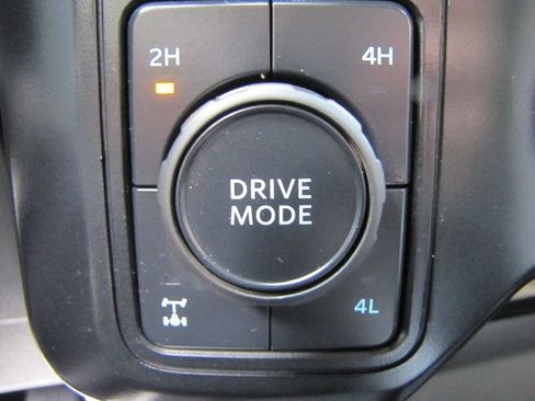 Used 2024 Ford F250 XLT w/ FX4 Off-Road Package image 39