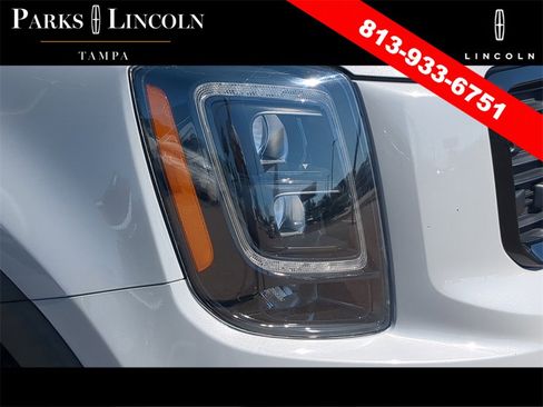 Used 2022 Kia Telluride EX w/ EX Premium Package image 6