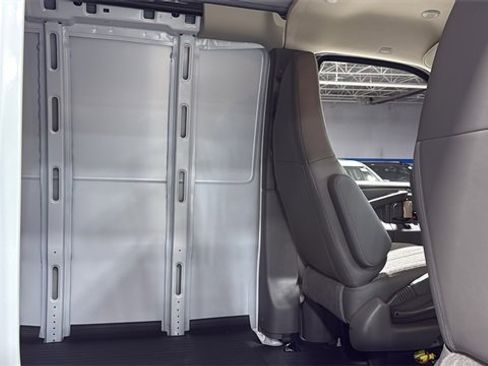 New 2025 Chevrolet Express 3500 Extended w/ Driver Convenience Package image 4