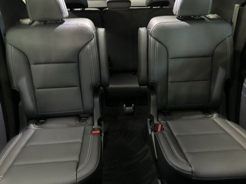 New 2026 Chevrolet Traverse LT image 16
