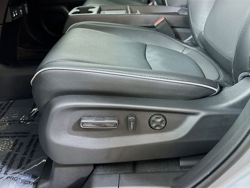 New 2026 Honda Odyssey Elite image 18