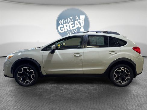 Used 2015 Subaru Crosstrek 2.0i Premium w/ Moonroof Package image 7