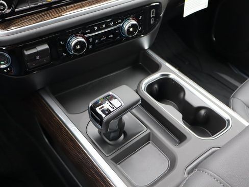 New 2026 GMC Sierra 1500 Elevation w/ Elevation Premium Package image 18