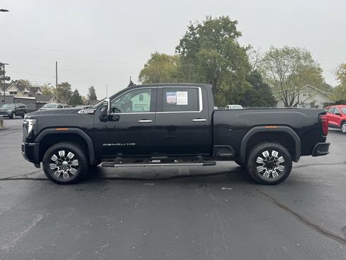 Used 2024 GMC Sierra 2500 Denali w/ Denali Reserve Package image 26