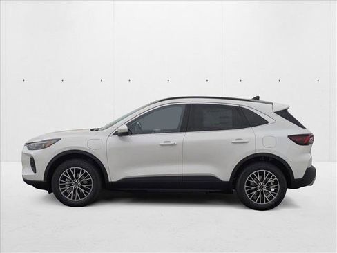 New 2025 Ford Escape SE w/ PHEV Premium Package image 5