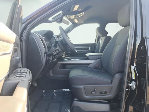 New 2026 RAM 2500 Big Horn AWD/4WD image 11