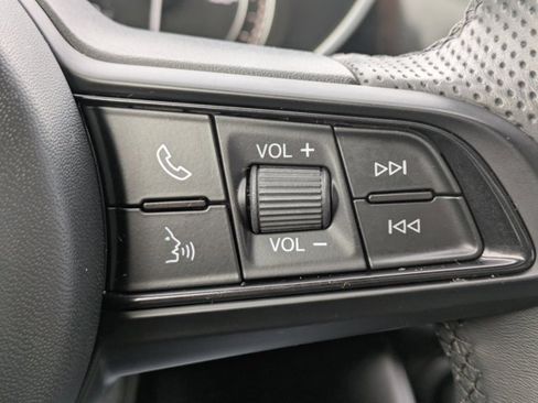 Used 2022 Alfa Romeo Giulia Ti image 22