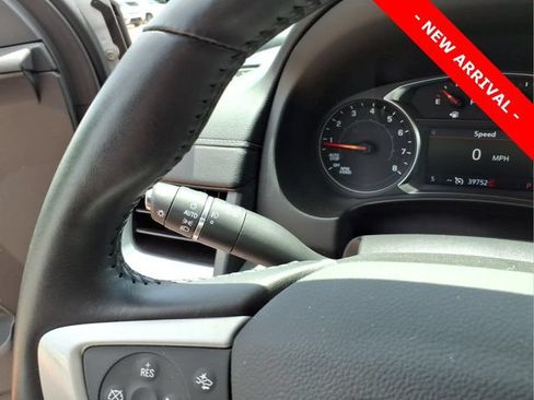 Used 2022 GMC Terrain SLT w/ Tech Package AWD/4WD image 18
