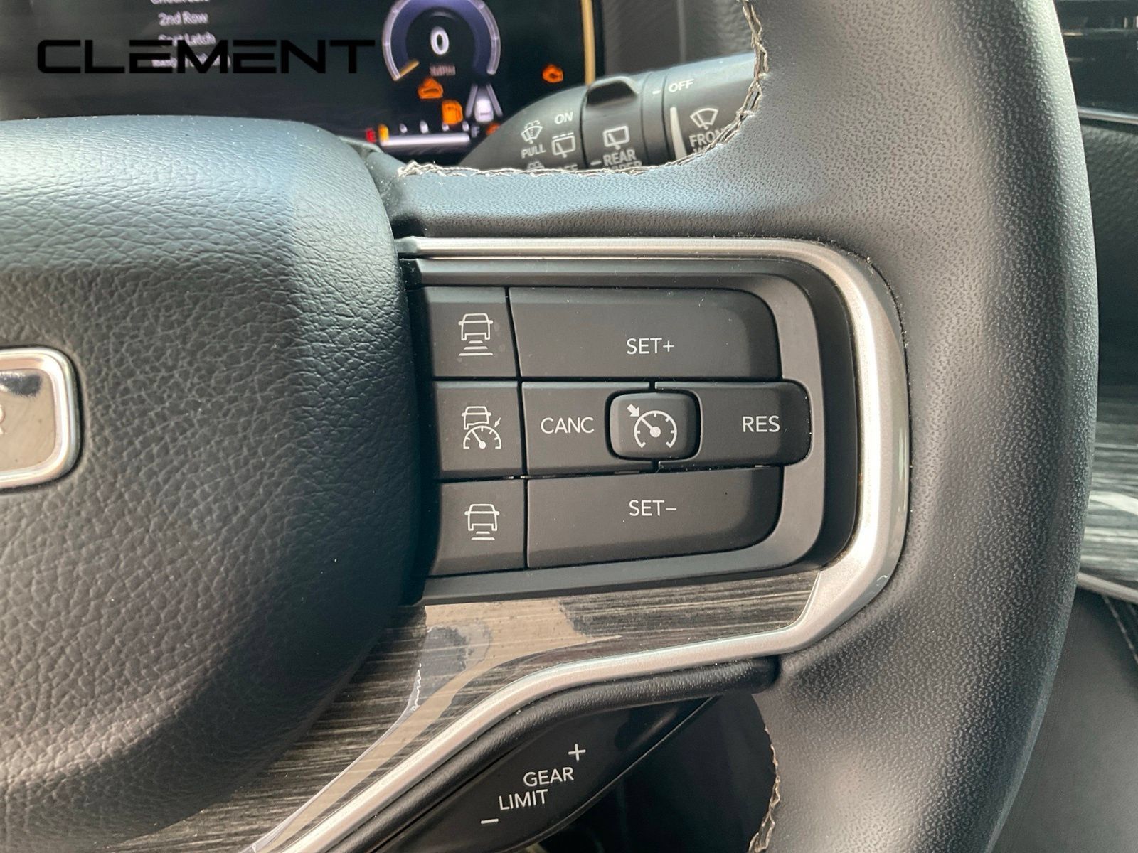 Used 2022 Jeep Wagoneer Series III AWD/4WD image 7
