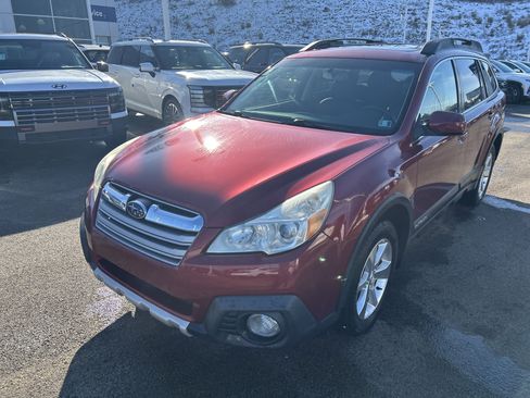 Used 2013 Subaru Outback 2.5i Limited w/ Moonroof Pkg image 16
