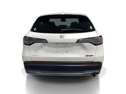 Used 2025 Honda HR-V Sport image 3