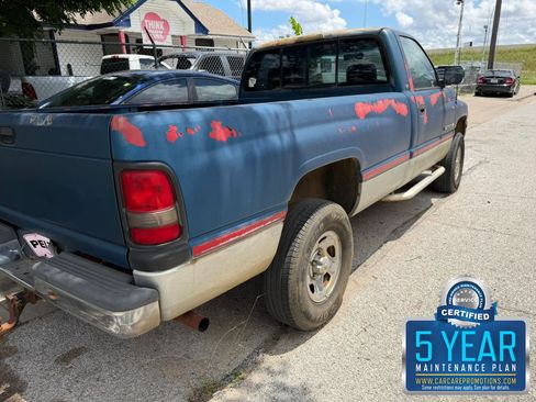 Used 1994 Dodge Ram 1500 Truck 4x4 Regular Cab image 1