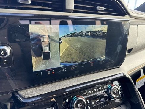 New 2026 GMC Sierra 1500 AT4 w/ Technology Package AWD/4WD image 31