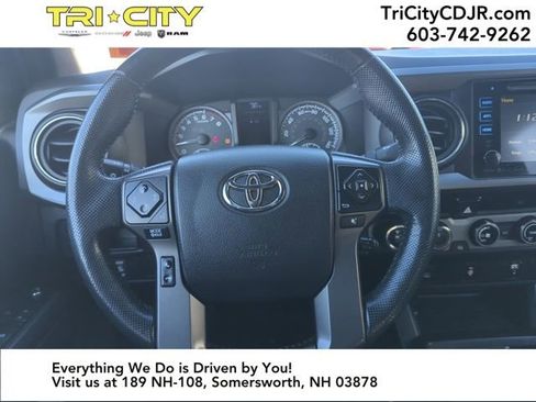 Used 2016 Toyota Tacoma TRD Off-Road image 18