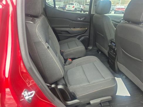Certified 2023 GMC Acadia SLE w/ Driver Convenience Package image 24