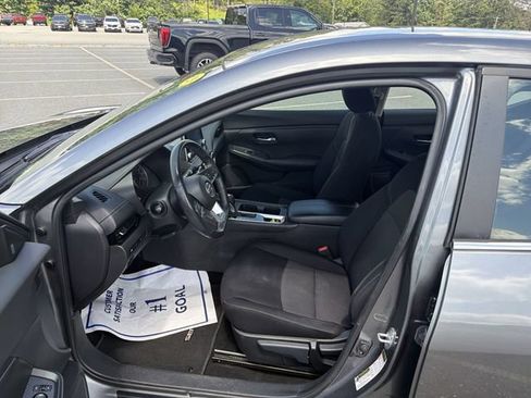 Used 2022 Nissan Sentra SV w/ Trunk Package FWD image 21