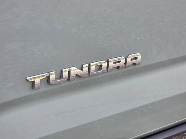 Used 2025 Toyota Tundra SR5 w/ SR5 Convenience Package AWD/4WD image 31