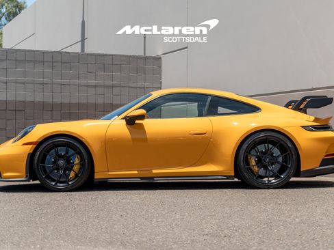 Used 2022 Porsche 911 GT3 RWD image 4