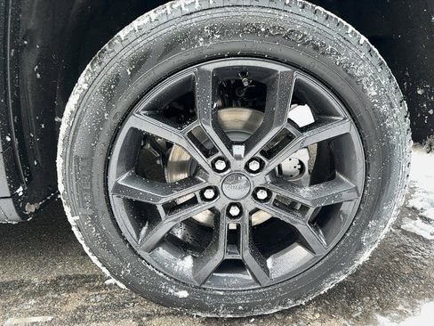 New 2025 Jeep Grand Cherokee Limited image 5