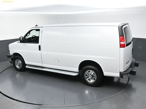 Used 2024 Chevrolet Express 2500 w/ Driver Convenience Package RWD image 37