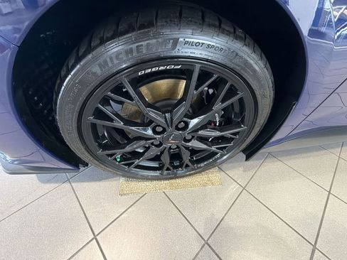 Used 2025 Chevrolet Corvette Stingray Premium Conv w/ Z51 Performance Package image 10