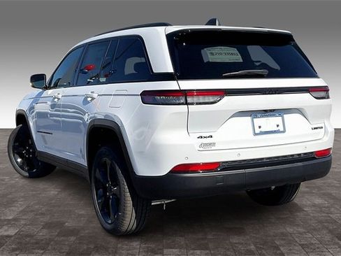 New 2025 Jeep Grand Cherokee Limited w/ Black Appearance Package image 3